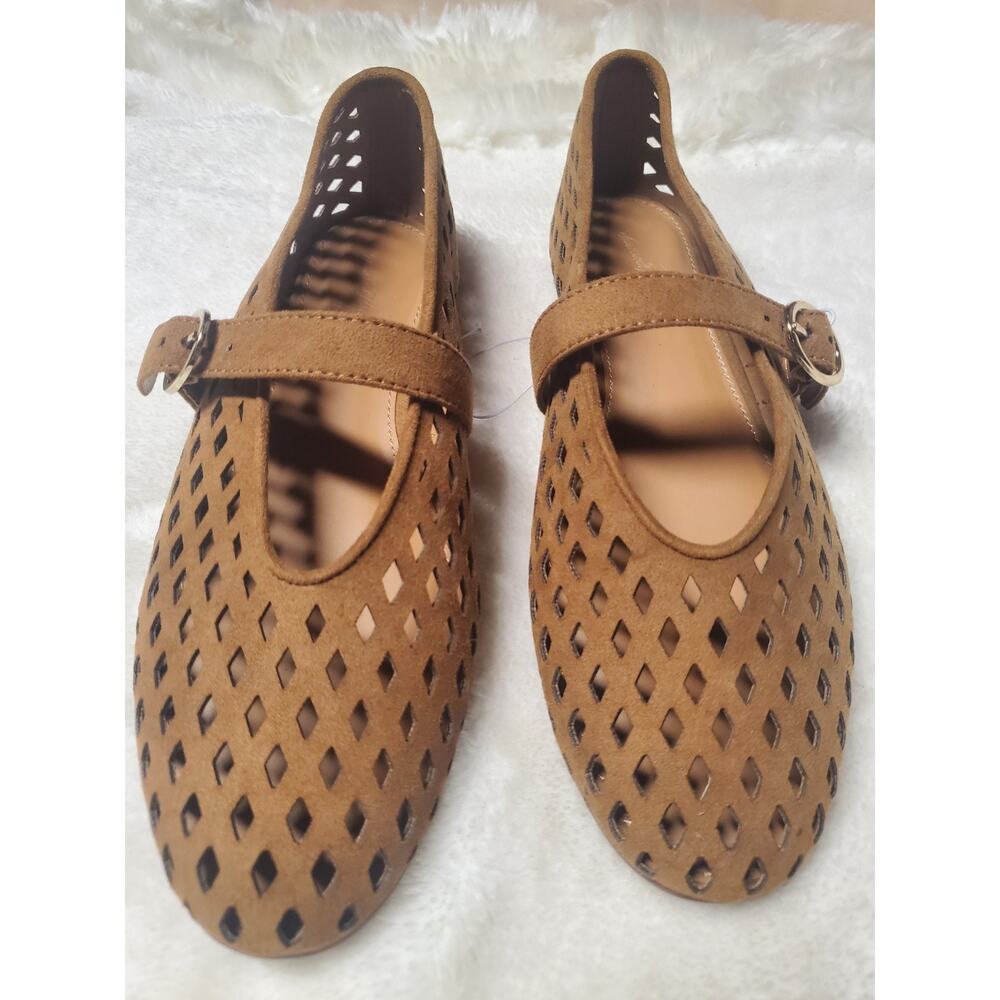 Women’s Sia Flats with Memory Foam Insole - Universal Thread - Picture 3 of 3